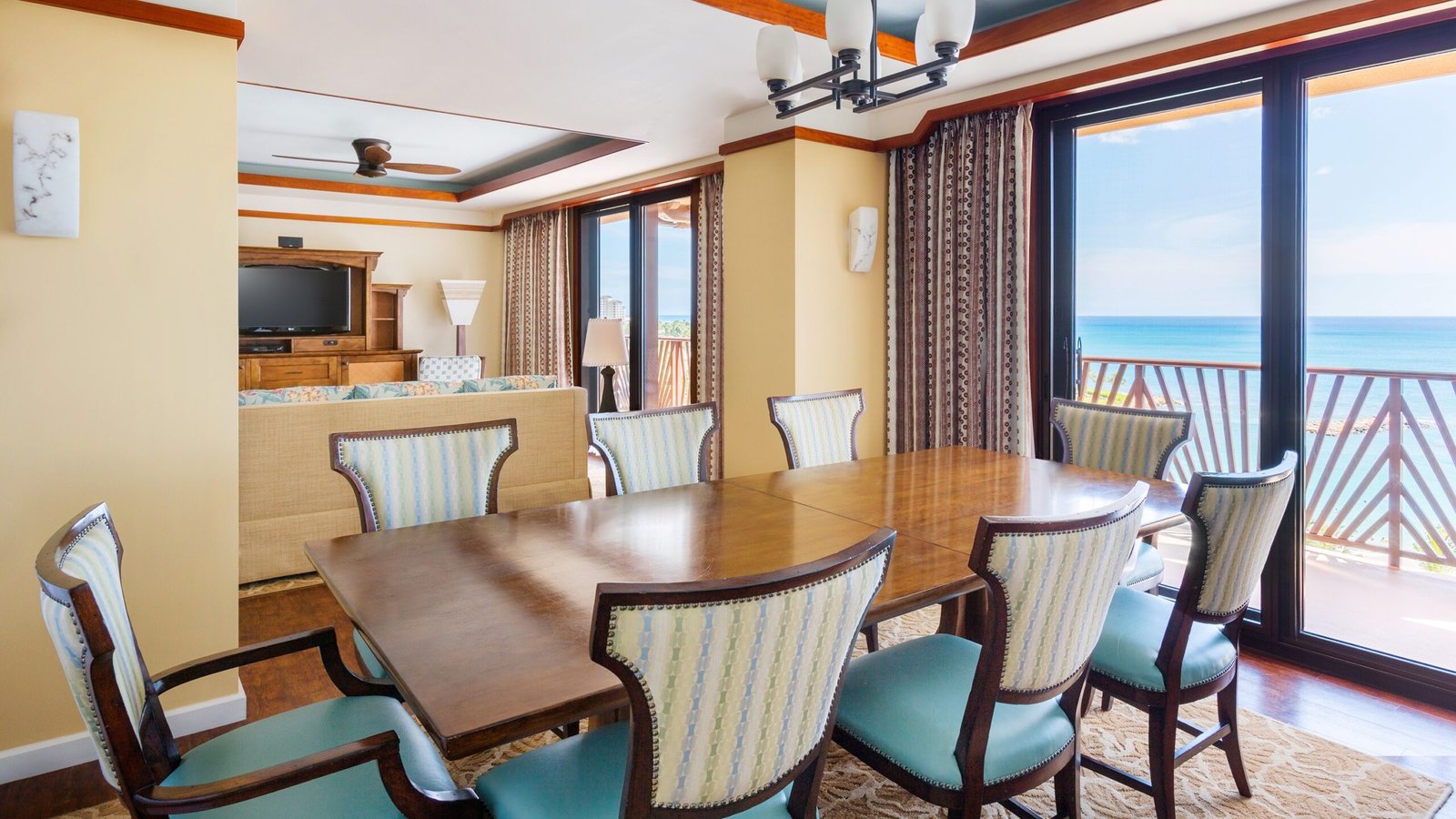 Grand Villa de 3 dormitorios en Aulani, Hawái
