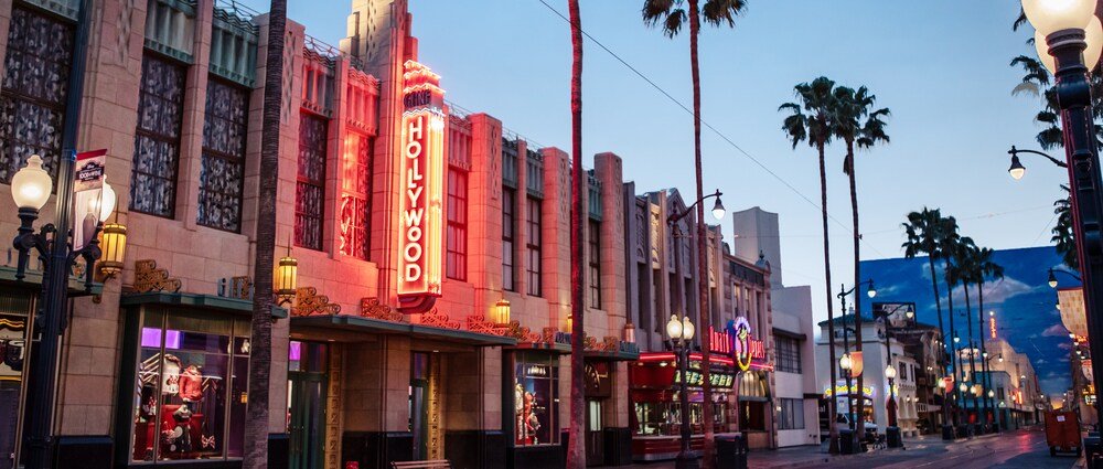 Calle de Hollywood Land en Disney California Adventure