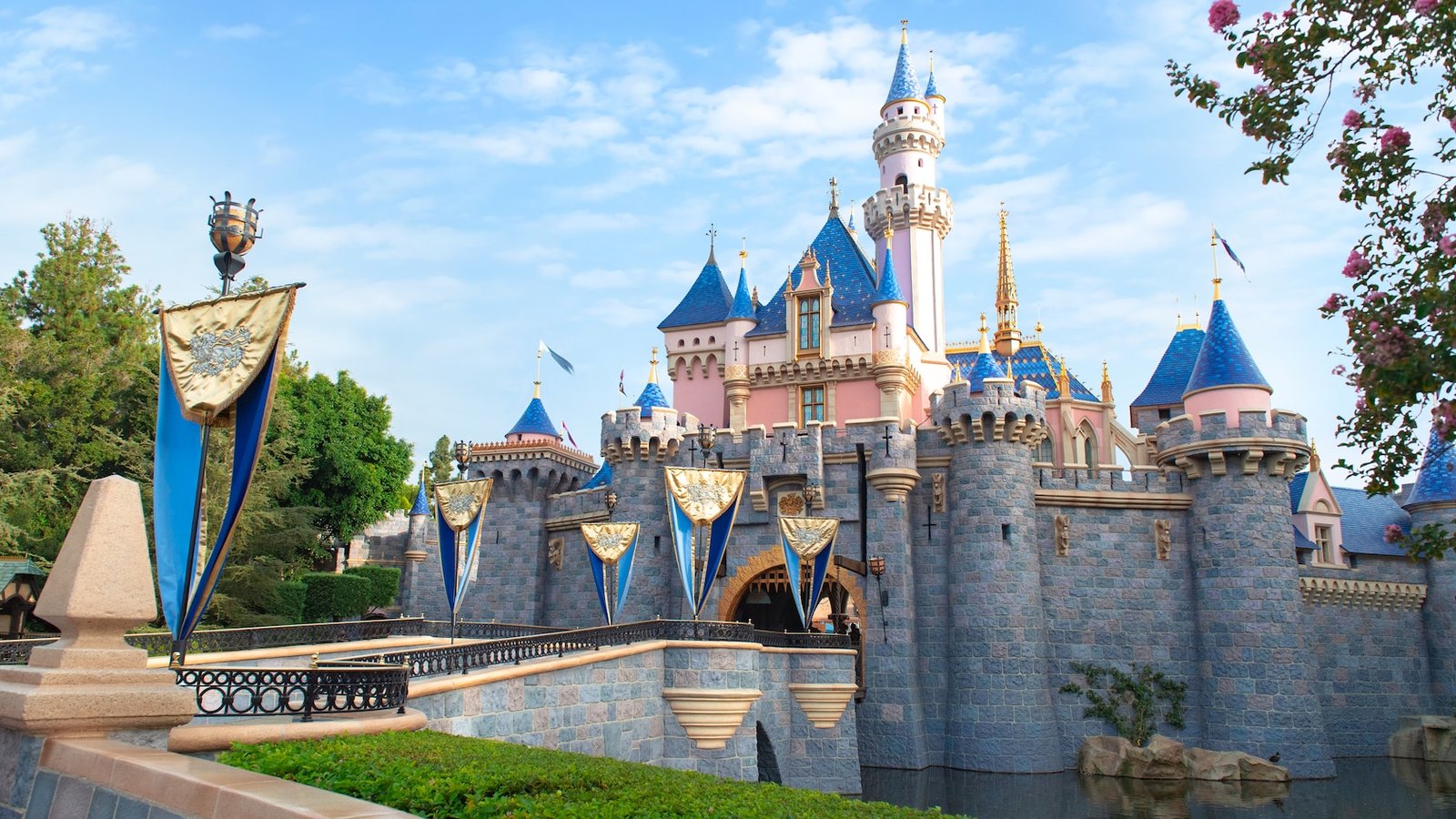 Castillo de Sleeping Beauty en Disneyland Park, California