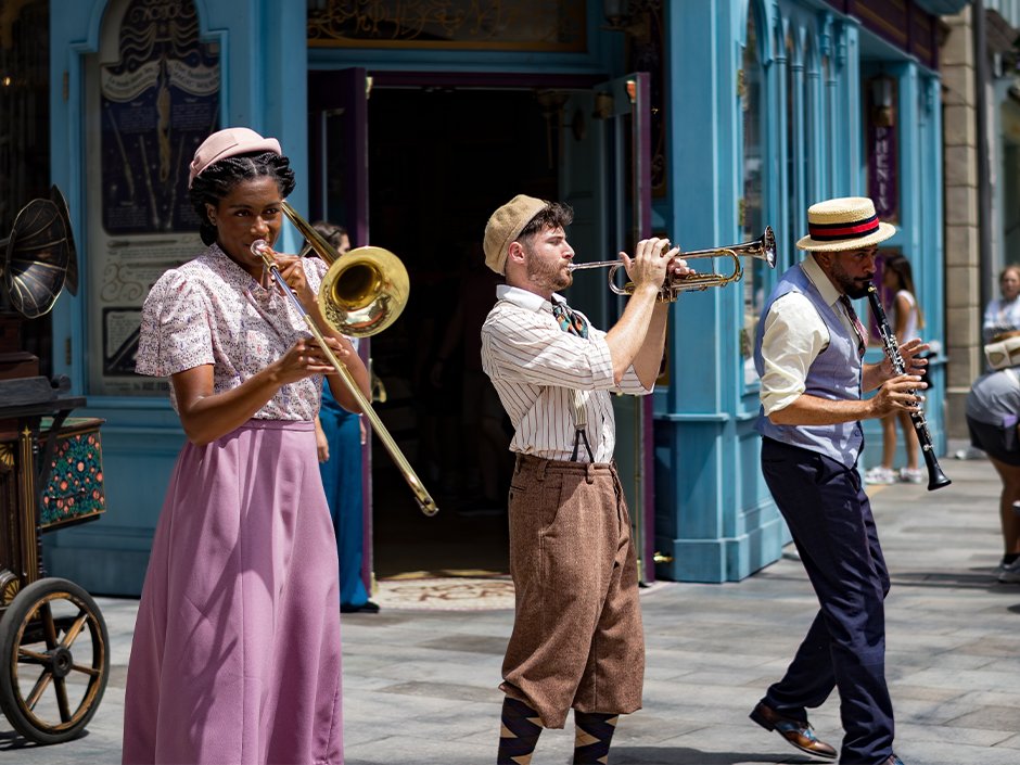 Place Cachée Jazz Band y encuentros mágicos en Epic Universe