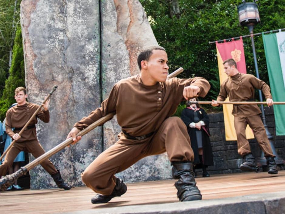 Estudiantes de Durmstrang durante Triwizard Spirit Rally en Hogsmeade