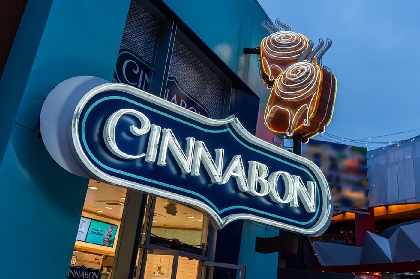 Cinnabon