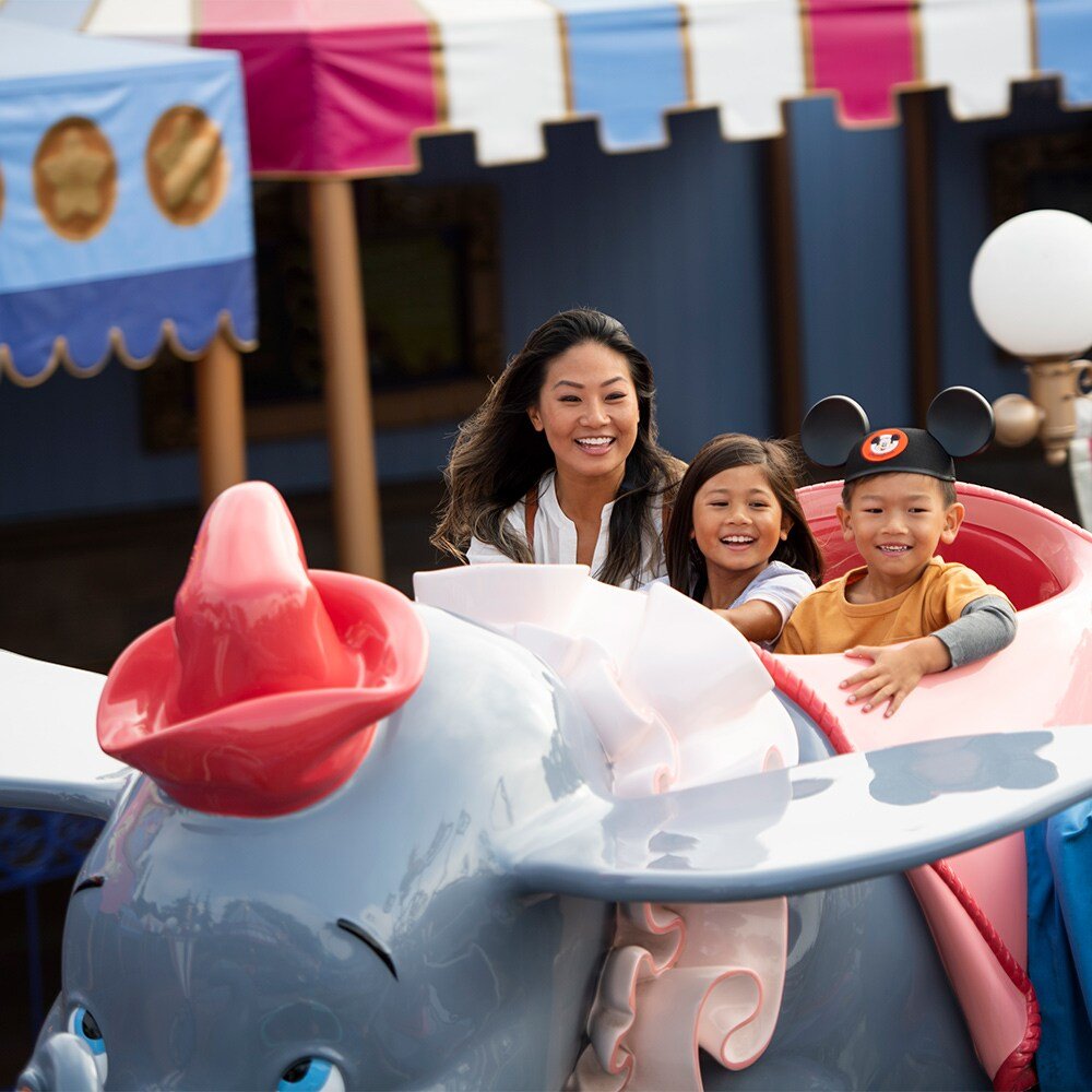 Dumbo the Flying Elephant en Disneyland Park