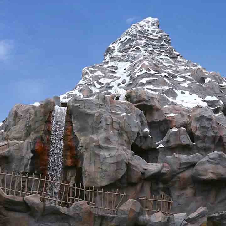 Matterhorn Bobsleds en Disneyland Park