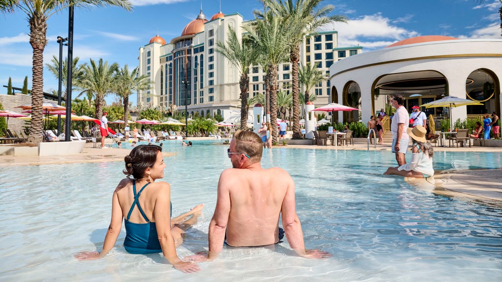 Piscina — helios en Universal Orlando