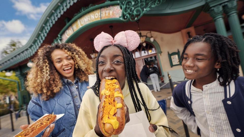 Café Luminosity en Disney Adventure World