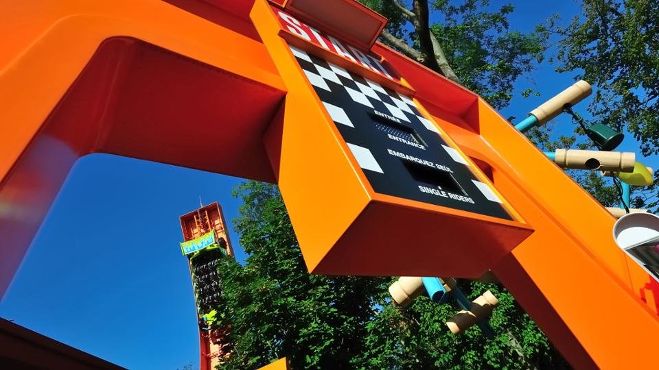 RC Racer en Disney Adventure World