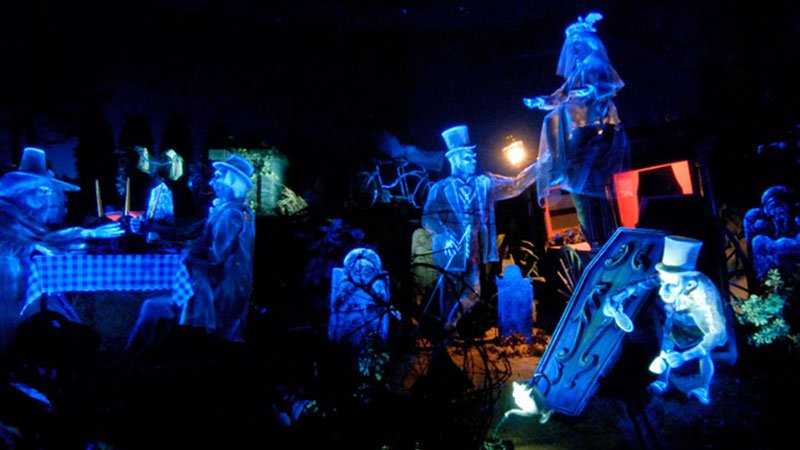 Haunted Mansion · Fantasyland