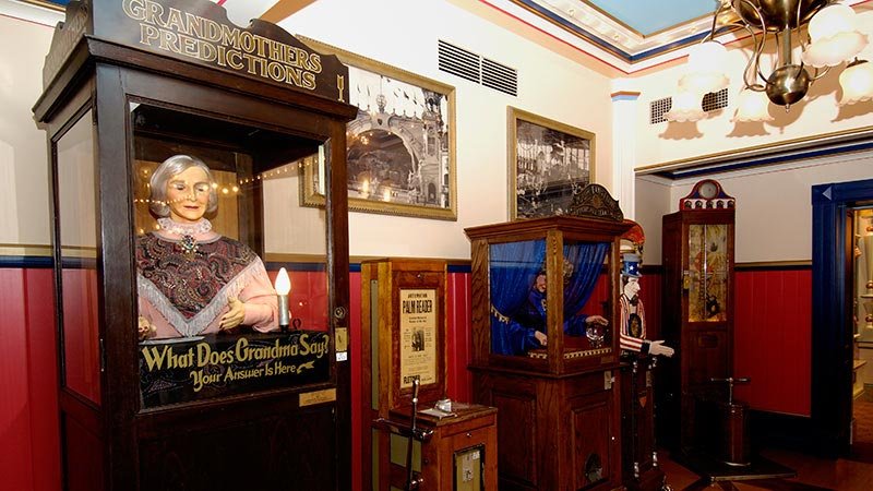 Penny Arcade en World Bazaar, Tokyo Disney Resort